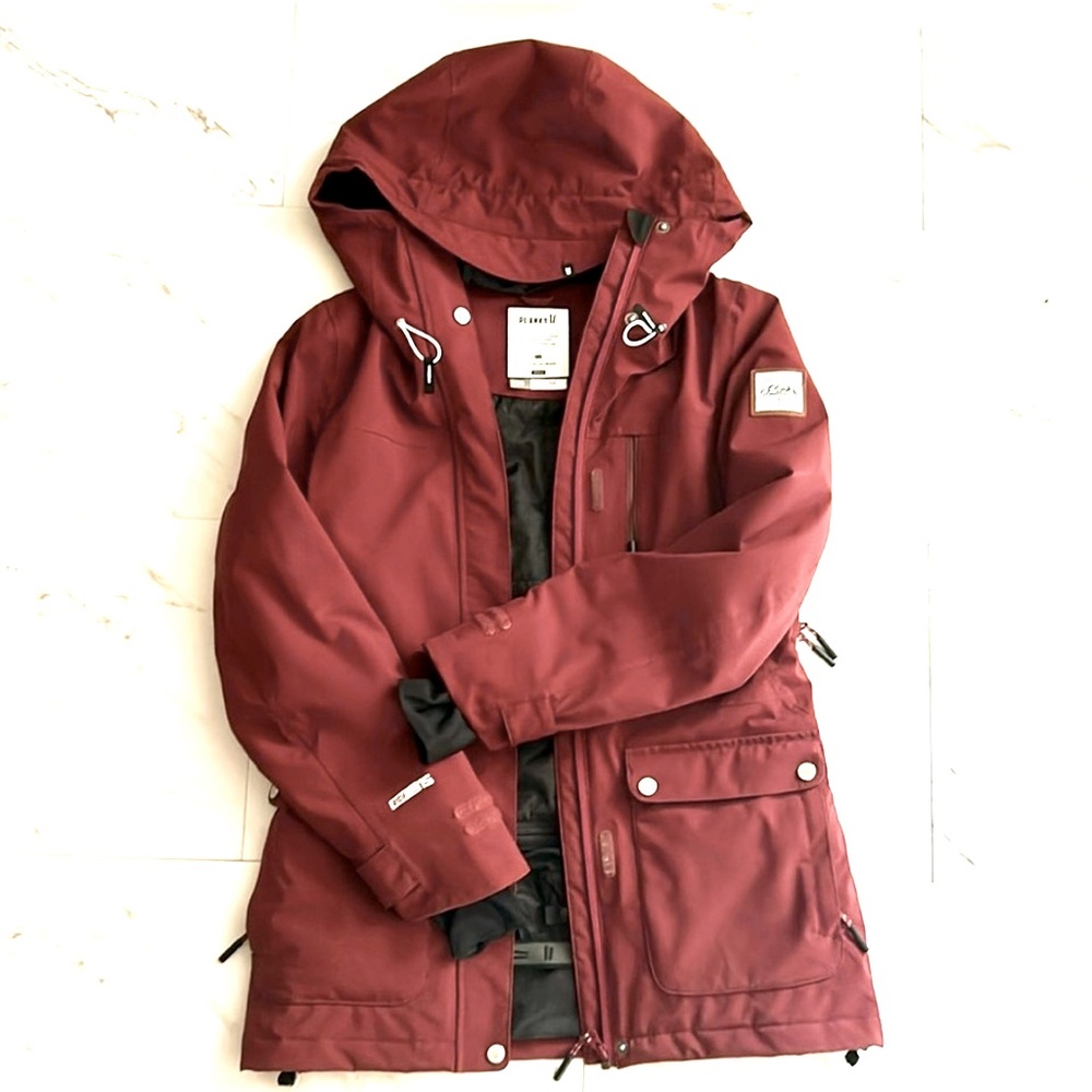 Planks Ski Jacket Cranberry Res Sz XS no tags Never Worn